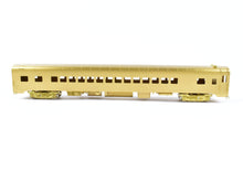 Load image into Gallery viewer, HO Brass Oriental Limited NP - Northern Pacific North Coast Limited 56-Seat Coach #500 w/o Skirts