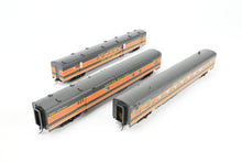 Load image into Gallery viewer, HO Walthers "Name Train" GN - Great Northern 1955 Empire Builder 10-Car Set