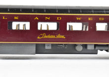 Load image into Gallery viewer, HO Brass Soho N&W - Norfolk and Western Coach #1009 Custom Painted No. 501