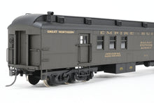 Load image into Gallery viewer, HO Brass Oriental Limited GN - Great Northern 1935 Empire Builder Baggage Mail Express Custom Painted No. 53