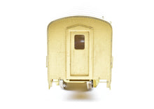 Load image into Gallery viewer, HO Brass Oriental Limited NP - Northern Pacific North Coast Limited 56-Seat Coach #500 w/o Skirts