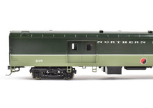 Load image into Gallery viewer, HO Brass A. W. Enterprises NP - Northern Pacific Baggage Car #203-239 Pro-Painted Lowey Scheme