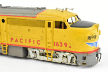Load image into Gallery viewer, HO Brass OMI - Overland Models Inc. UP - Union Pacific Alco 'FA-1' W/Dynamic Brakes, small number boards CP #1639a Weathered