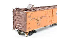 Load image into Gallery viewer, HO Brass CON CIL - Challenger Imports PFE - Pacific Fruit Express R-40-26 Refrigerator Car FP No. 2678 no
