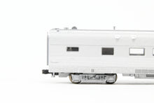 Load image into Gallery viewer, N Kato 156-0804 ATSF - Santa Fe Business Car “Santa Fe”