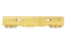 Load image into Gallery viewer, HO Brass Oriental Limited GN - Great Northern HW Baggage