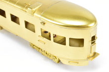 Load image into Gallery viewer, HO Brass Oriental Limited NP - Northern Pacific North Coast Limited Sleeper Observation #392 w/o Skirts