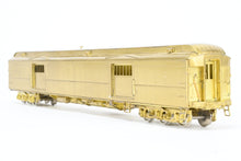 Load image into Gallery viewer, HO Brass Oriental Limited GN - Great Northern HW Baggage