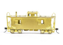 Load image into Gallery viewer, HO Brass OMI - Overland Models, Inc. C&O - Chesapeake & Ohio Wood Caboose #90657-90680