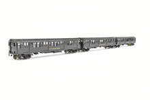 Load image into Gallery viewer, HO Brass NJ Custom Brass IND - Independent Subway System of New York R-4 Cars Set of Three Custom Painted