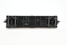 Load image into Gallery viewer, O Brass Pacific Limited MDT – Merchant Dispatch Refrigerator Line 1941 Composite Refrigerator Car CP No. 8000