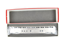 Load image into Gallery viewer, HO Brass Hi-Country Brass ATSF - Santa Fe 500 Series High-Level Transition Chair Car No. 528