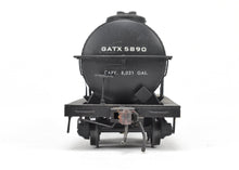 Load image into Gallery viewer, O Scale Brass US Hobbies GATX - General American Tank 8,000 Gallon Single-Dome Tank Car CP GATX 5890 NO ORIGINAL BOX