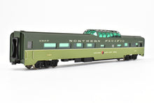 Load image into Gallery viewer, HO Brass Oriental Limited NP - Northern Pacific North Coast Limited Dome Coach #550 Custom Painted CB&Q No. 557 WRONG BOX
