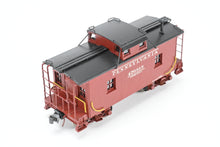 Load image into Gallery viewer, HO Brass Railworks PRR - Pennsylvania Railroad NDa 8-Wheel Caboose Custom Painted No. 476815