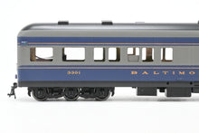 Load image into Gallery viewer, HO Brass CON MTS Imports B&O - Baltimore & Ohio “The Royal Blue” 8-Car Passenger Set Factory Painted