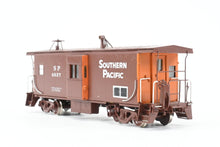 Load image into Gallery viewer, HO Brass OMI - Overland Models, Inc. SP - Southern Pacific C 50-7 Bay Window Caboose #4600-4649 Custom Painted No. 4627