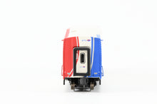 Load image into Gallery viewer, N Athearn 25415 UTA - Front Runner Bombardier Control Car No. 107