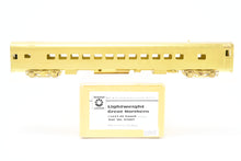 Load image into Gallery viewer, HO Brass Oriental Limited GN - Great Northern Lightweight Coach Nos. 1221-26 De-skirted