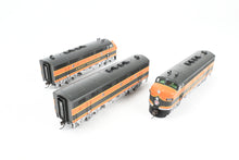 Load image into Gallery viewer, HO Athearn Genesis GN - Great Northern EMD F3-A/F3-B/F3-A Phase II Passenger Set Factory Decorated "Empire Builder" Scheme