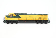 Load image into Gallery viewer, HO Athearn Genesis C&NW - Chicago & North Western GE Dash 9-C44W FP No. 8613 w/Tsunami2 DCC & Sound