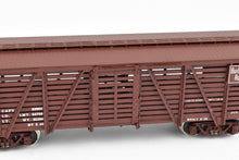 Load image into Gallery viewer, HO Brass CIL - Challenger Imports CB&Q - Burlington Route Class SM-16 36' Stock Car FP No. 57238
