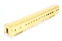 Load image into Gallery viewer, HO Brass Oriental Limited GN - Great Northern Lightweight Coach Nos. 1221-26 De-skirted