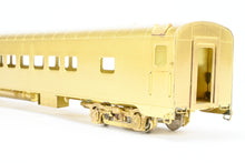 Load image into Gallery viewer, HO Brass Oriental Limited GN - Great Northern Lightweight Coach Nos. 1221-26 De-skirted
