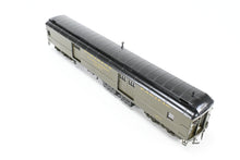 Load image into Gallery viewer, HO Brass W&R Enterprises NP - Northern Pacific Baggage Car Nos. 1500 - 1515 Custom Painted Pullman Green No. 1511 REBOXX