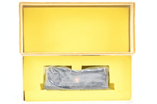 Load image into Gallery viewer, HO Brass Oriental Limited GN - Great Northern Z-1 Electric Factory Painted