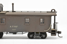 Load image into Gallery viewer, HO Brass Trains Inc. ATSF - Santa Fe Wood Caboose Custom Painted & Weathered No. 300