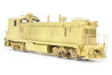 Load image into Gallery viewer, HO Brass OMI - Overland Models Inc. GN - Great Northern EMD NW-3 Original Version #175-181 AS-IS WRONG BOX