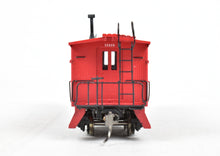 Load image into Gallery viewer, HO Brass CON DVP - Division Point C&NW - Chicago and North Western Bay Window Caboose FP