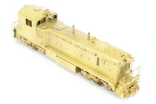 Load image into Gallery viewer, HO Brass OMI - Overland Models Inc. GN - Great Northern EMD NW-3 Original Version #175-181 AS-IS WRONG BOX