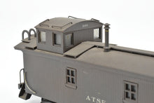 Load image into Gallery viewer, HO Brass Trains Inc. ATSF - Santa Fe Wood Caboose Custom Painted & Weathered No. 300