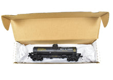 Load image into Gallery viewer, O Scale Brass Unknown Importer UTLX - Union Tank Lines Single-Dome Tank Car C/P Skelly Oil Company NO ORIGINAL BOX