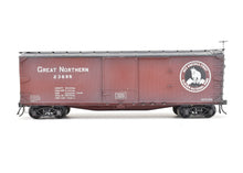 Load image into Gallery viewer, O Scale Resin Chooch Ultra Scale GN - Great Northern 40' USRA OB Wood Boxcar Pro-built C/P #23695 NOB