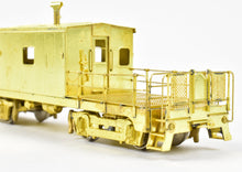 Load image into Gallery viewer, HO Brass OMI - Overland Models, Inc. GN - Great Northern Transfer Caboose X177-X180