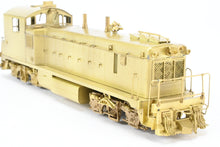 Load image into Gallery viewer, HO Brass OMI - Overland Models Inc. GN - Great Northern EMD NW-3 Original Version #175-181 AS-IS WRONG BOX