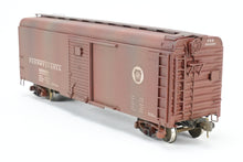 Load image into Gallery viewer, HO Brass Railworks PRR - Pennsylvania Railroad X-31 40' Round Roof Box Car Custom Painted & Weathered No. 688808
