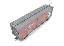 Load image into Gallery viewer, O Scale Resin Chooch Ultra Scale GN - Great Northern 40' USRA OB Wood Boxcar Pro-built C/P #23695 NOB