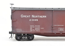 Load image into Gallery viewer, O Scale Resin Chooch Ultra Scale GN - Great Northern 40' USRA OB Wood Boxcar Pro-built C/P #23695 NOB