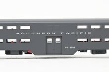 Load image into Gallery viewer, N WOT - Wheels of Time 11522 SP - Southern Pacific Bilevel Commute Coach No. 3722 Gray