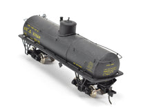 Load image into Gallery viewer, HOn3 Plastic PSC - Precision Scale Co. UTLX Frameless Tank Car Plastic Assembled and Custom Painted