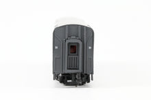 Load image into Gallery viewer, N WOT - Wheels of Time 11524 SP - Southern Pacific Bilevel Commute Coach No. 3724 Gray