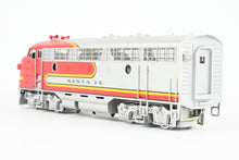 Load image into Gallery viewer, HO Brass Oriental Limited ATSF - Santa Fe EMD F3A 1500 HP Phase III Custom Painted Warbonnet No. 19
