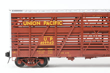 Load image into Gallery viewer, Gauge 1 - 1:32nd Scale Brass Row & Company UP - Union Pacific S-40-12 Stock Car, Circa 1950 Factory Painted Boxcar Red No. 46994D