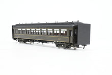 Load image into Gallery viewer, HO Brass W&R Enterprises NP - Northern Pacific First Class Coach Version 1 Factory Painted Pullman Green No. 937