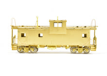Load image into Gallery viewer, HO Brass Oriental Limited GN -Great Northern "X" Caboose X96-155 Class