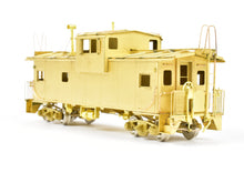 Load image into Gallery viewer, HO Brass Oriental Limited GN -Great Northern "X" Caboose X96-155 Class